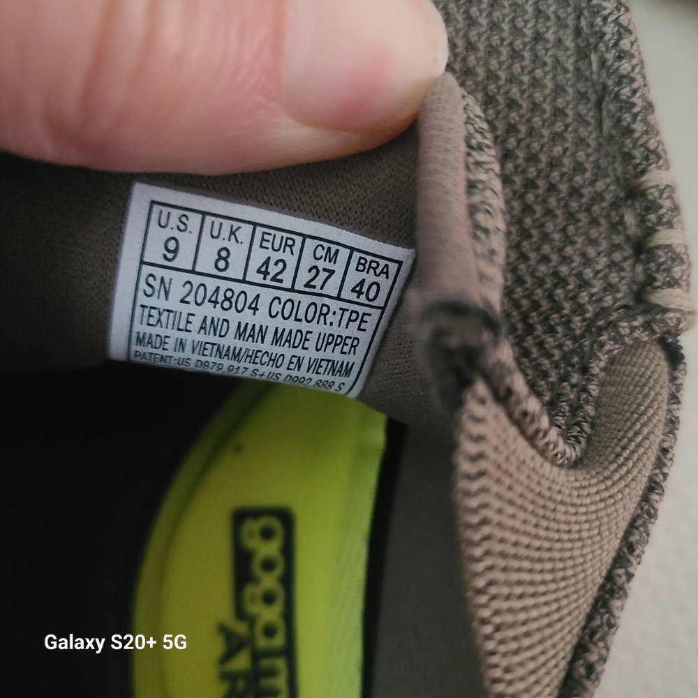 Sketchers slip ins